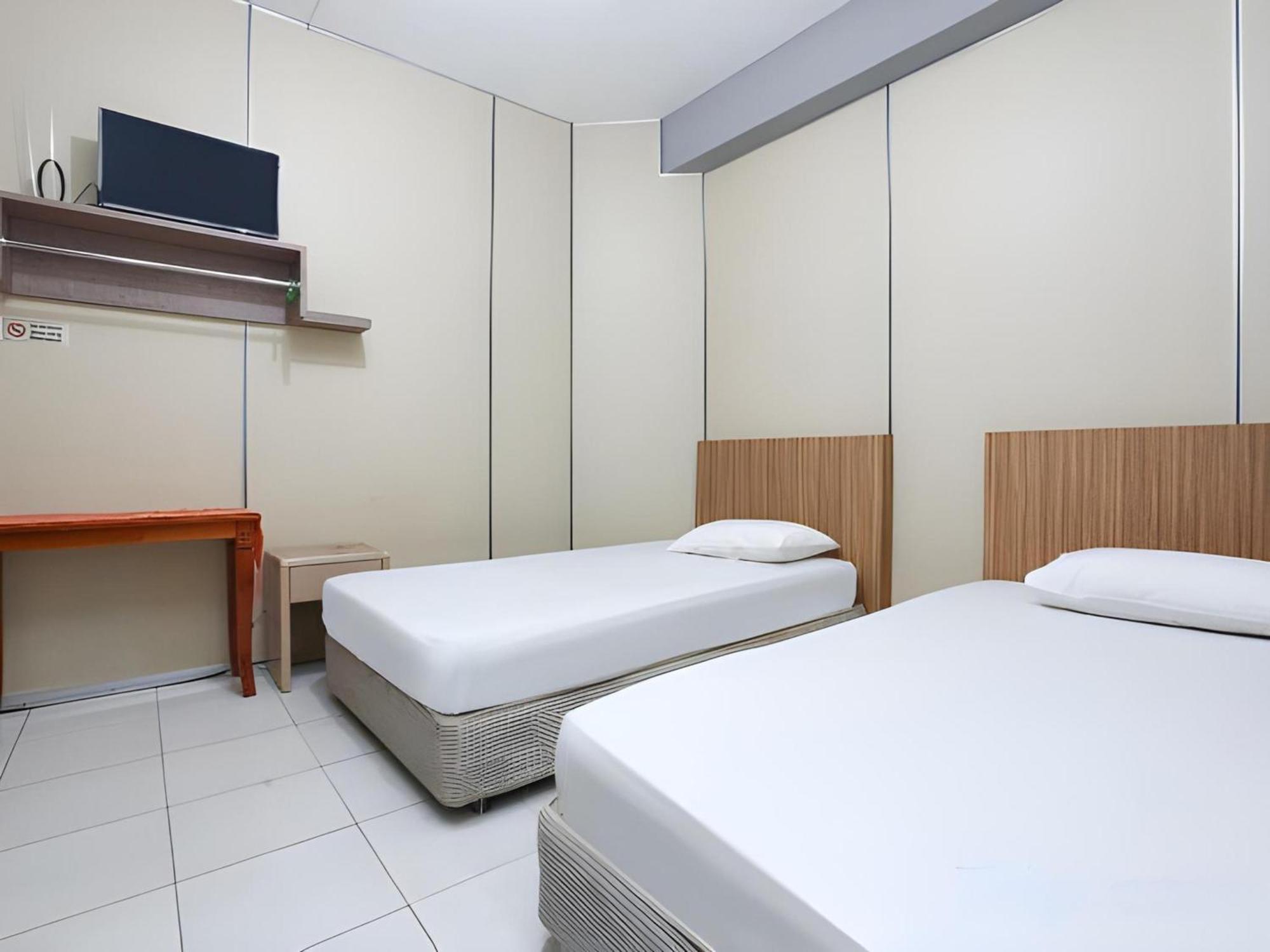 Spot On 89796 D'Noor Budget Inn Κότα Μπάρου Εξωτερικό φωτογραφία