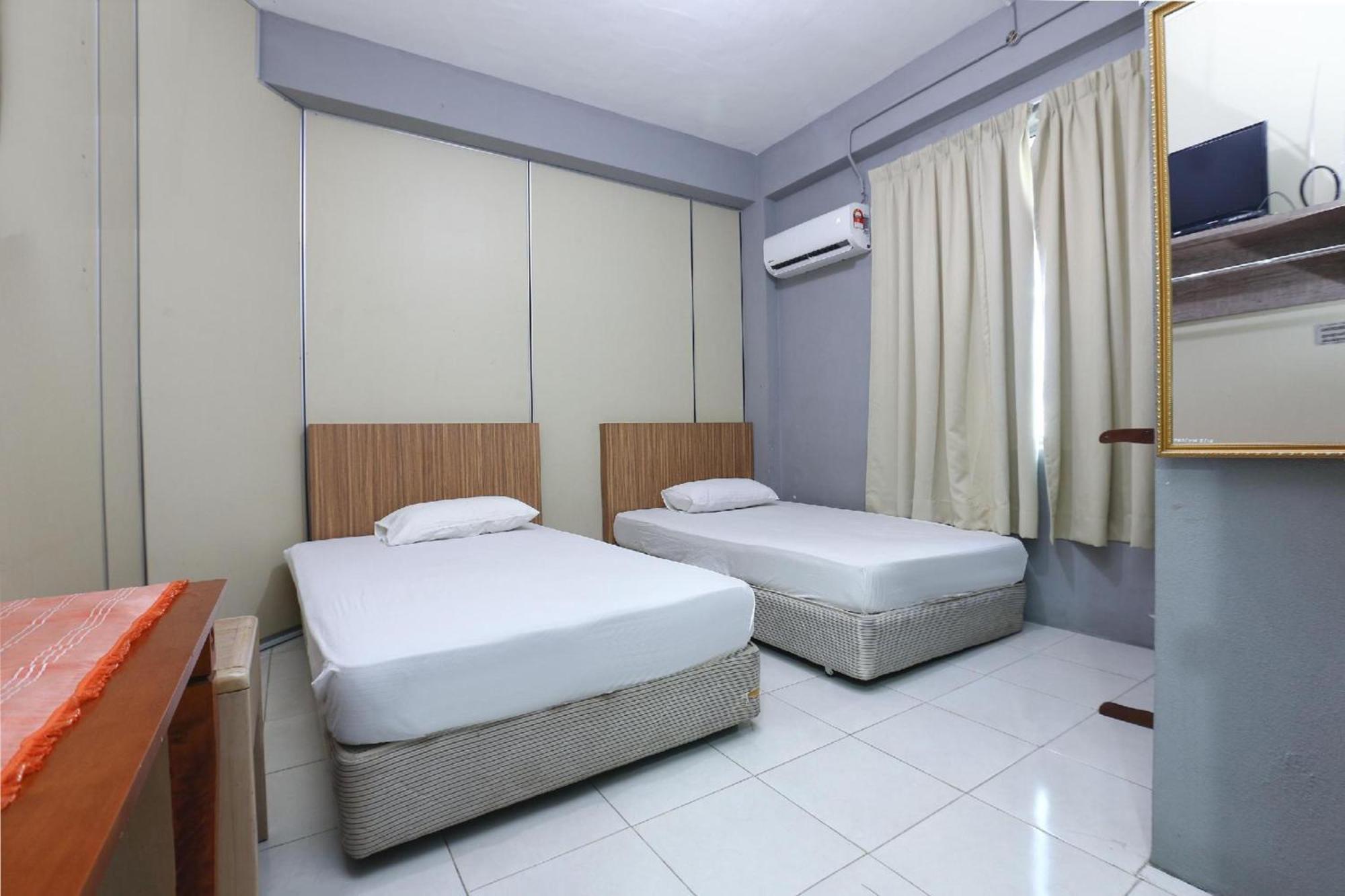Spot On 89796 D'Noor Budget Inn Κότα Μπάρου Εξωτερικό φωτογραφία